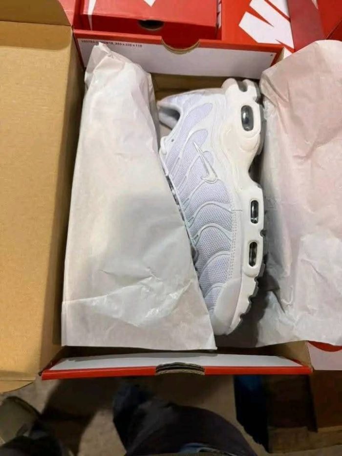 Nike Shoes Pallet - Image 8